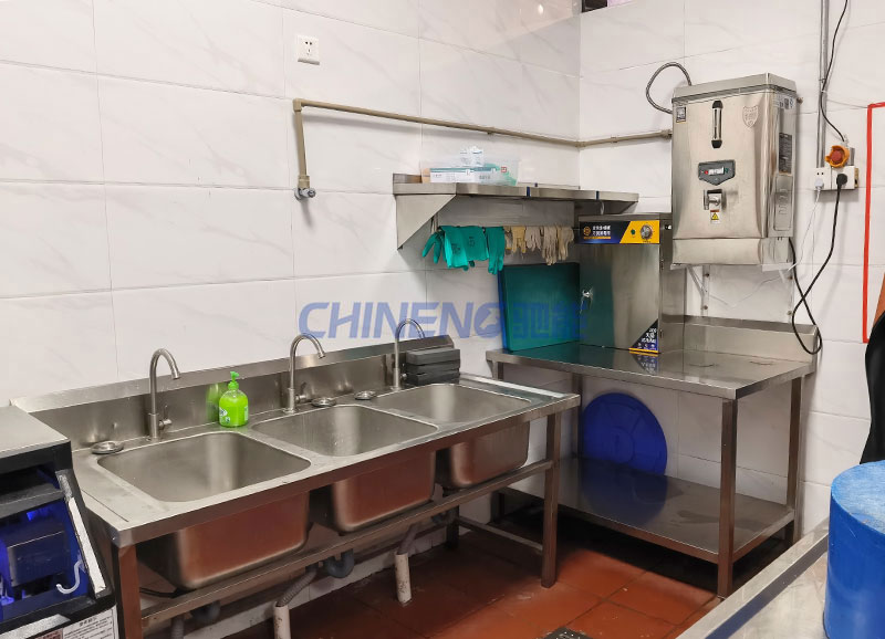 广州白云天降美食机器人中餐厅厨房洗消间设备